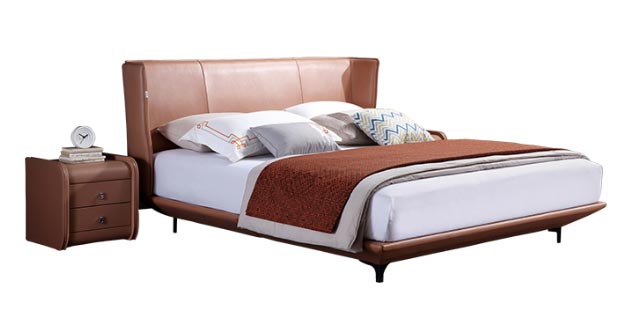 Italian Style Solid Wood Leather Upholstered Bed